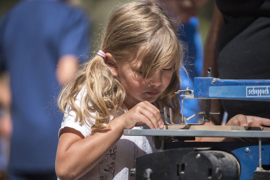 © Woodworking workshop for kids - Yvan Tisseyre / OT Vallée d'Aulps