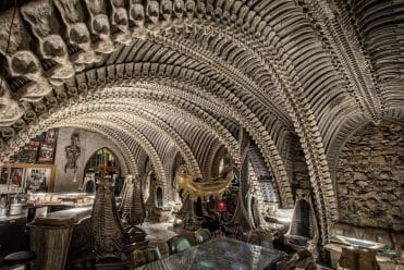 Discover the HR Giger Bar in Gruyères, an unusual place dedicated to the world of Alien.